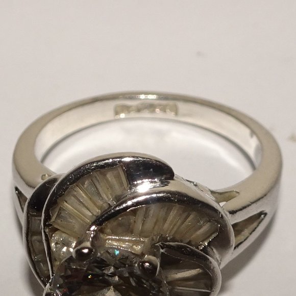 Vtg. RSC 925 SS Flower Rhinestone Ring Size 6.25 - Picture 6 of 8